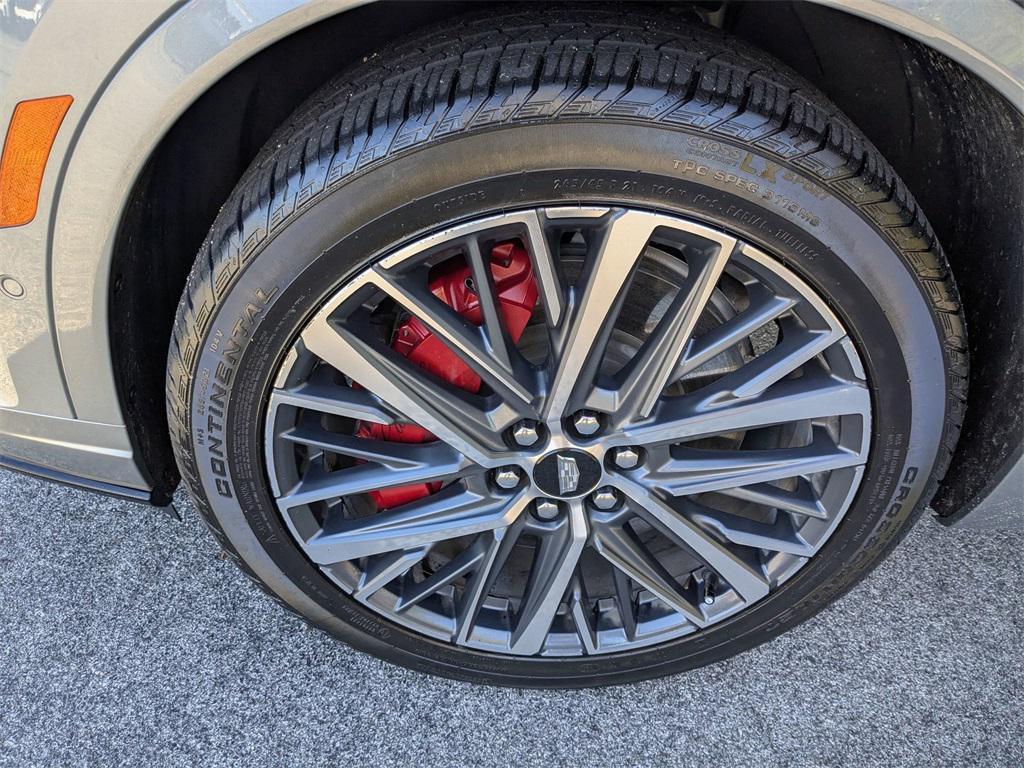 used 2024 Cadillac XT6 car, priced at $49,595