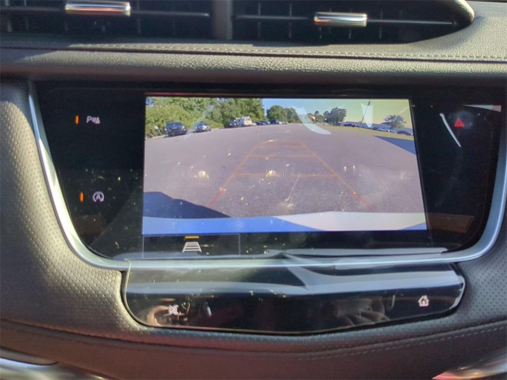 new 2025 Cadillac XT5 car, priced at $42,411