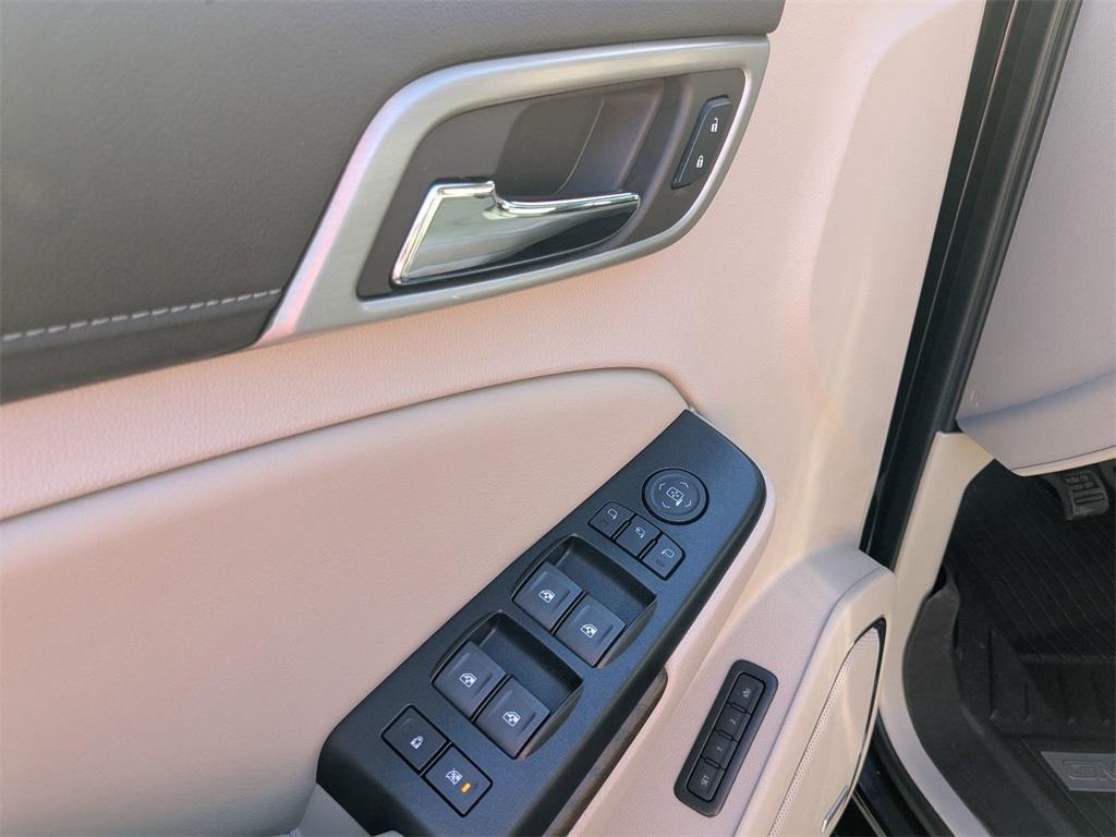 used 2019 GMC Yukon car, priced at $40,195