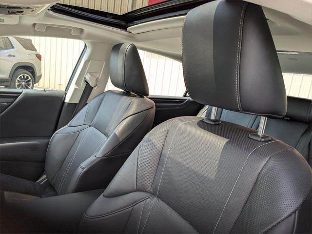 used 2019 Lexus ES 350 car, priced at $29,300
