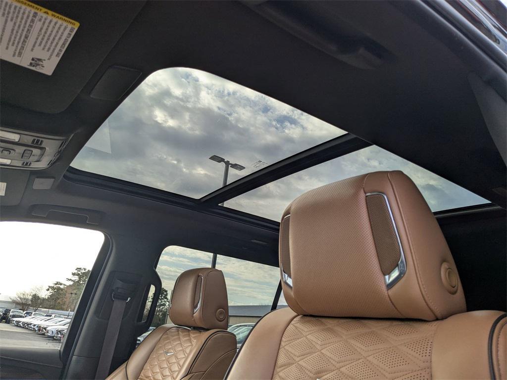 used 2022 Cadillac Escalade ESV car, priced at $58,398