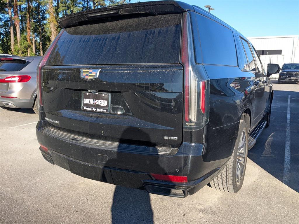 used 2022 Cadillac Escalade ESV car, priced at $65,998