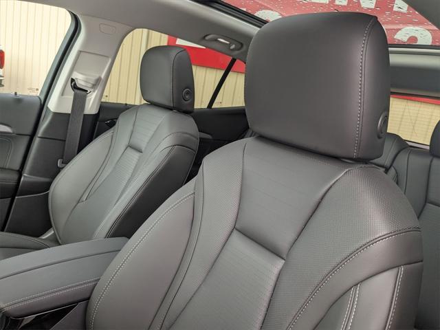 new 2025 Buick Envision car, priced at $38,240