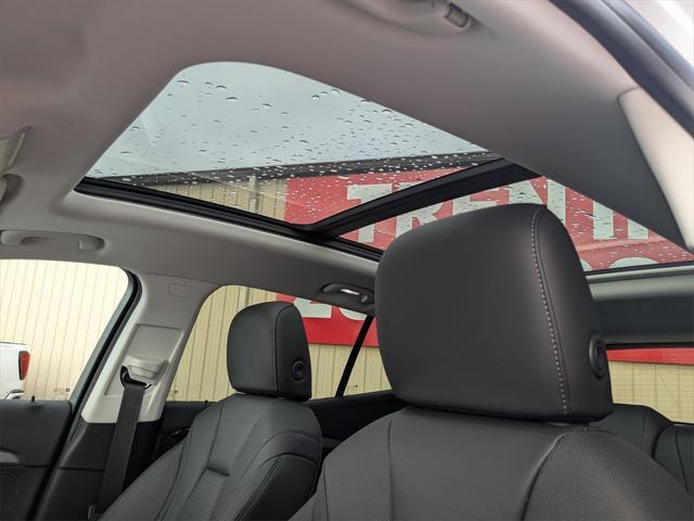 new 2025 Buick Envision car, priced at $38,240