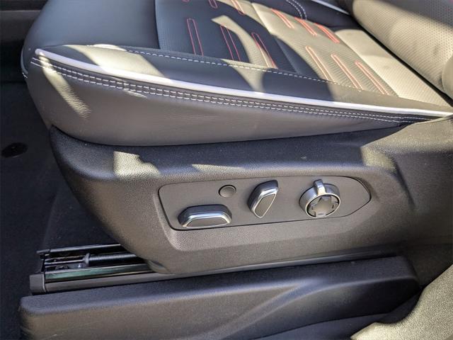 new 2025 GMC Yukon XL car, priced at $103,265