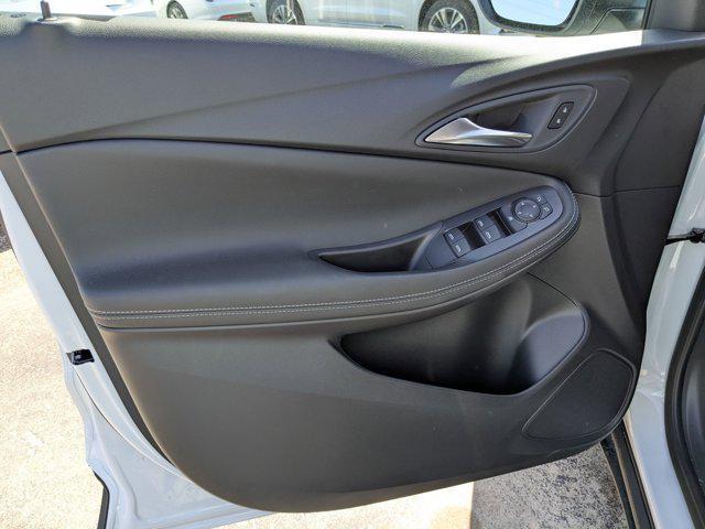 new 2025 Buick Encore GX car, priced at $25,210
