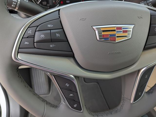 new 2025 Cadillac XT5 car, priced at $52,330