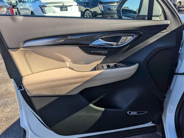 new 2025 Buick Envision car, priced at $33,895