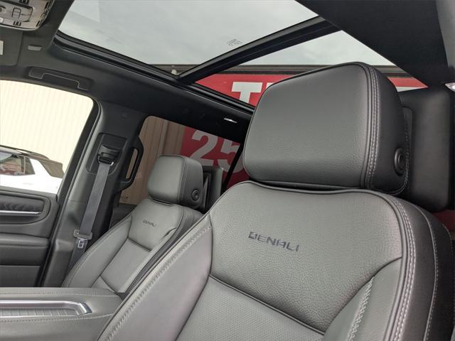 used 2024 GMC Yukon car, priced at $76,800
