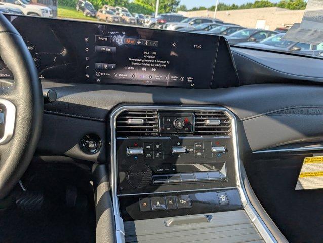 new 2025 Nissan Armada car