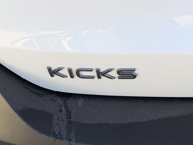 new 2025 Nissan Kicks car