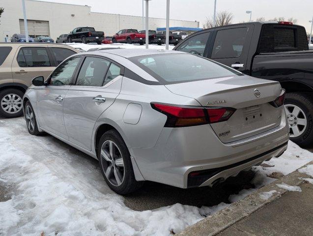 used 2019 Nissan Altima car, priced at $17,599