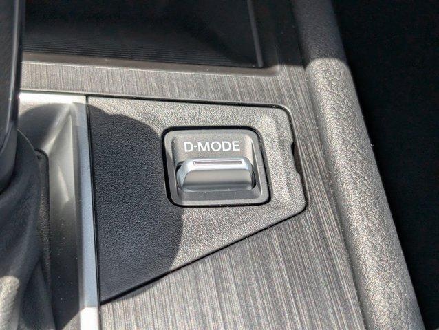 new 2025 Nissan Kicks car, priced at $23,404