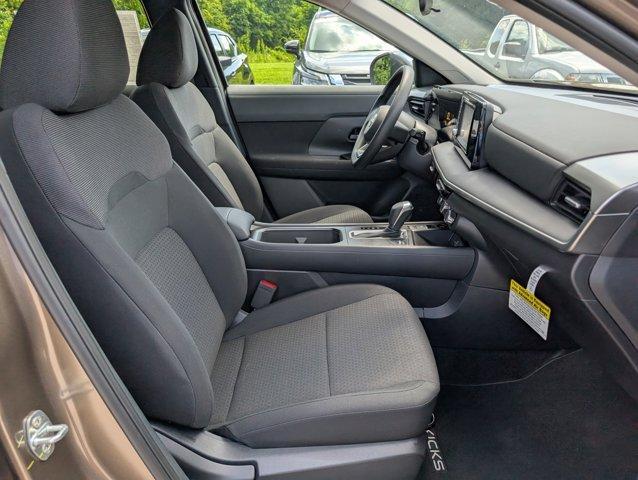 new 2025 Nissan Kicks car, priced at $23,404