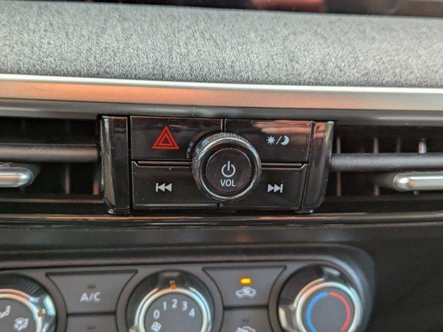 new 2025 Nissan Kicks car
