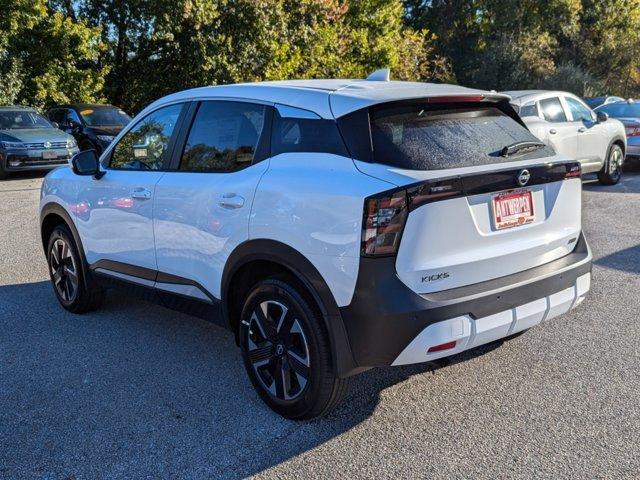 new 2025 Nissan Kicks car, priced at $27,160