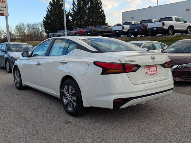 new 2025 Nissan Altima car