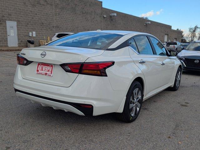 new 2025 Nissan Altima car