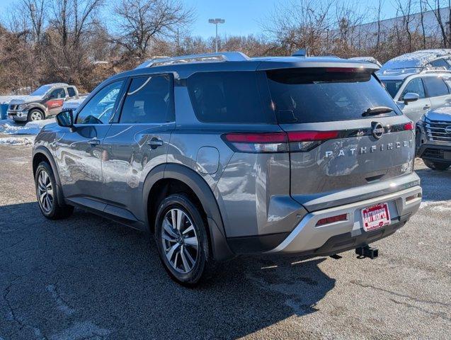 used 2022 Nissan Pathfinder car, priced at $30,000