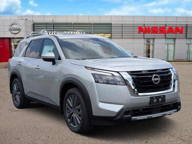 new 2025 Nissan Pathfinder car, priced at $43,921
