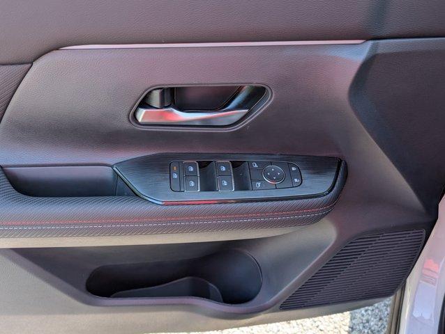 new 2025 Nissan Kicks car, priced at $26,456