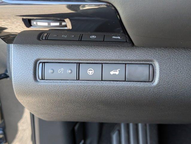 new 2025 Nissan Pathfinder car, priced at $40,805