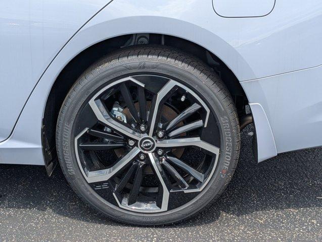 new 2025 Nissan Altima car, priced at $33,723