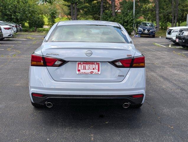 new 2025 Nissan Altima car, priced at $33,723