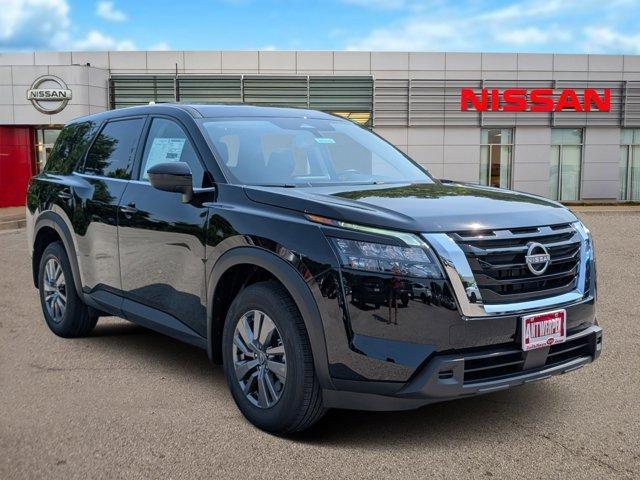 new 2025 Nissan Pathfinder car, priced at $35,183