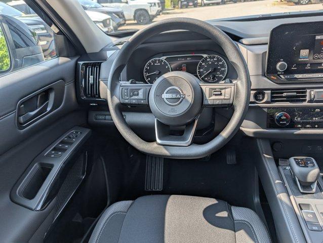 new 2025 Nissan Pathfinder car, priced at $35,183