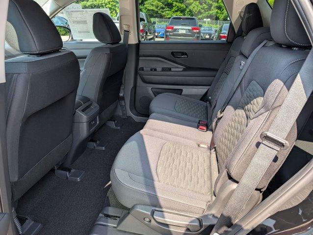 new 2025 Nissan Pathfinder car, priced at $35,183