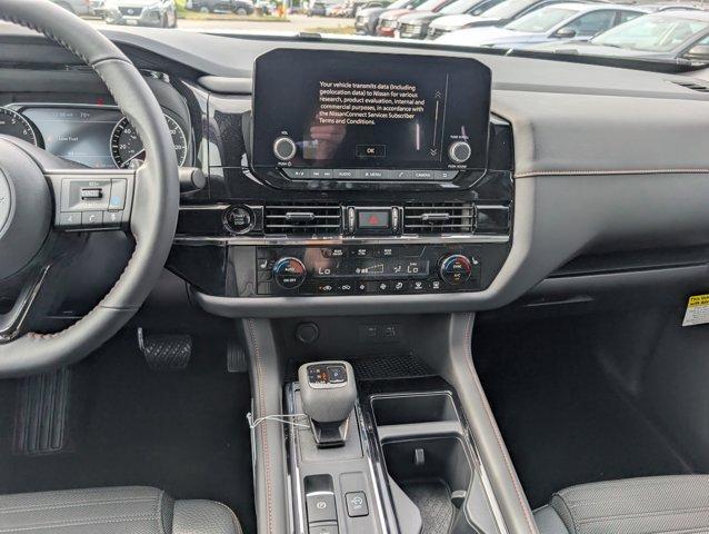 new 2025 Nissan Pathfinder car, priced at $37,978