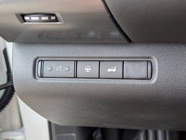 new 2025 Nissan Pathfinder car, priced at $37,978