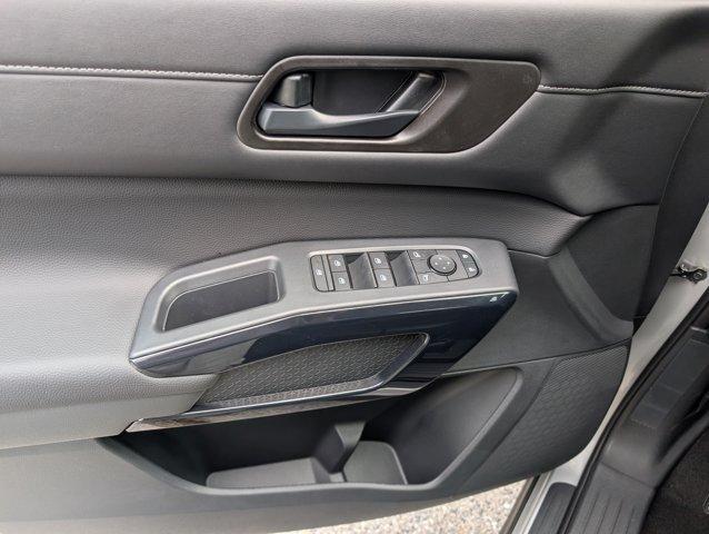 new 2025 Nissan Pathfinder car, priced at $35,183