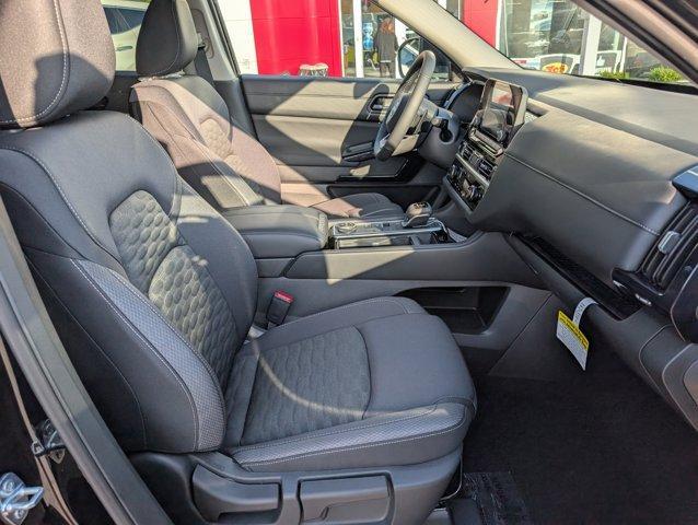 new 2025 Nissan Pathfinder car, priced at $38,289
