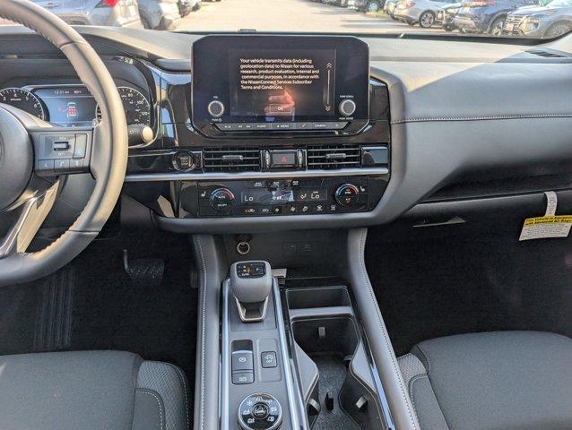 new 2025 Nissan Pathfinder car, priced at $38,289