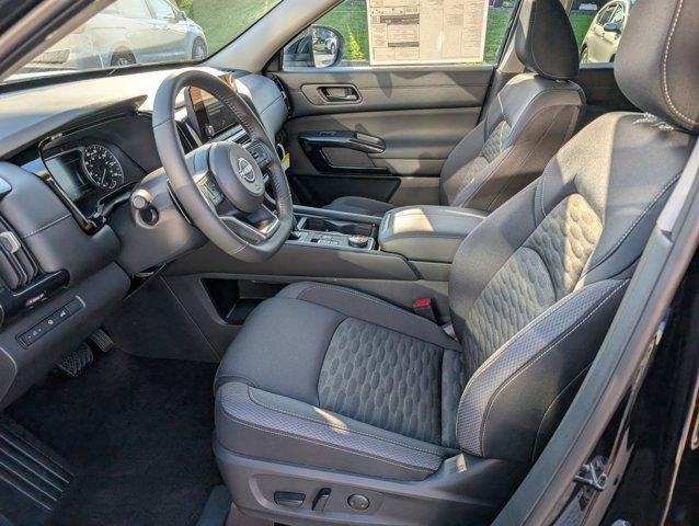 new 2025 Nissan Pathfinder car, priced at $38,289