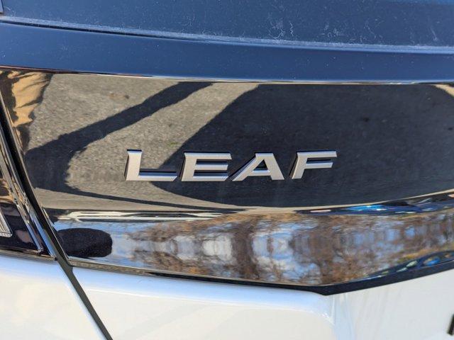 new 2025 Nissan Leaf car