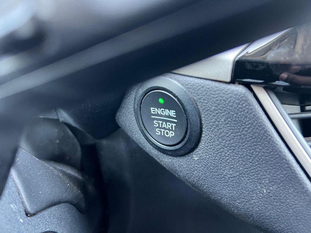 used 2022 Ford Escape car, priced at $16,999