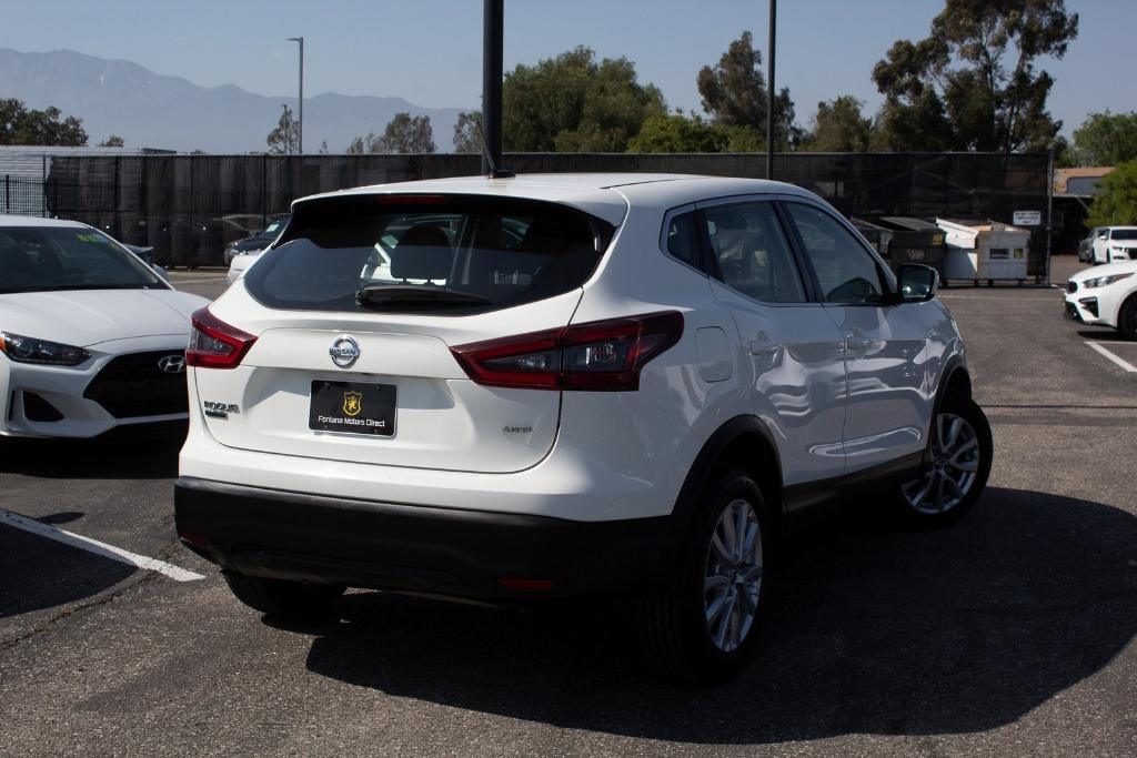 used 2021 Nissan Rogue Sport car, priced at $14,899