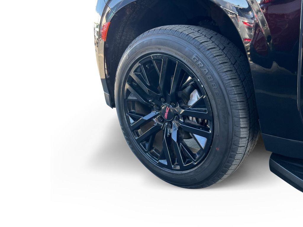 used 2021 GMC Yukon car, priced at $47,299