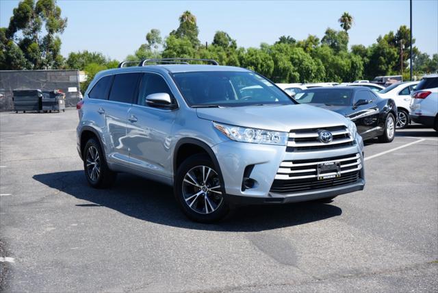 used 2017 Toyota Highlander car, priced at $22,499