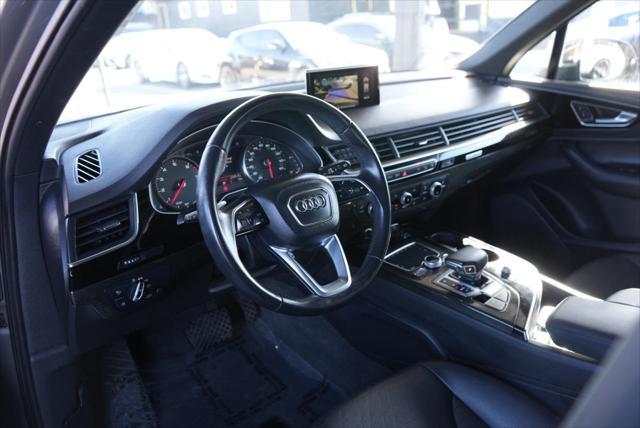 used 2017 Audi Q7 car, priced at $22,099