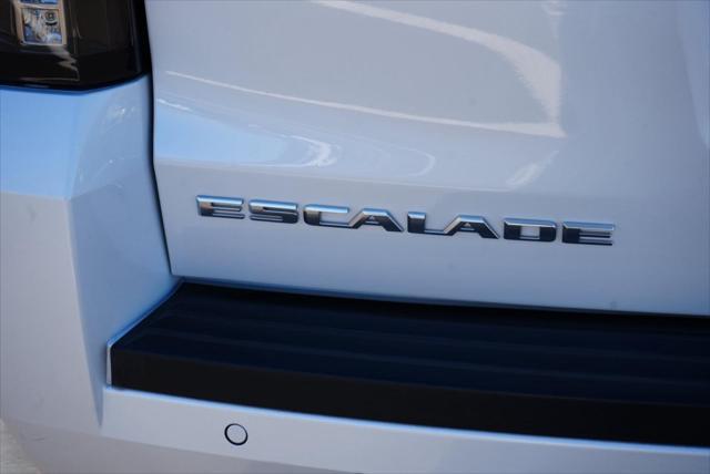 used 2019 Cadillac Escalade ESV car, priced at $43,799