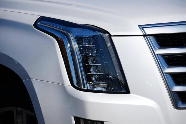 used 2019 Cadillac Escalade ESV car, priced at $43,799