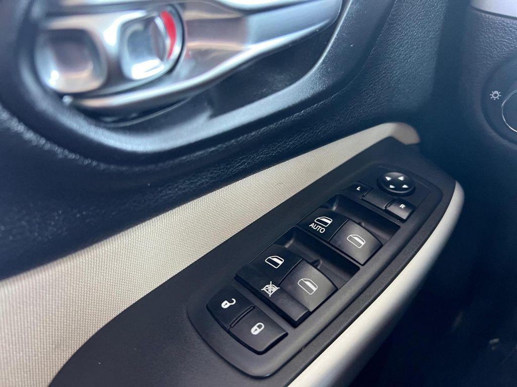used 2018 Jeep Cherokee car, priced at $13,499