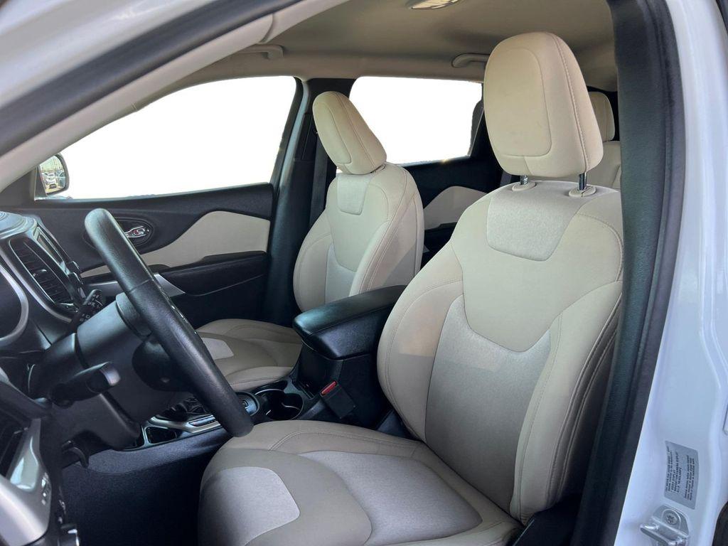 used 2018 Jeep Cherokee car, priced at $13,499