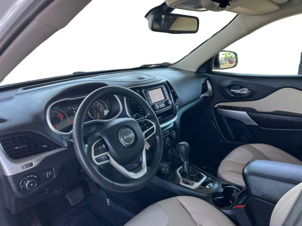 used 2018 Jeep Cherokee car, priced at $13,499