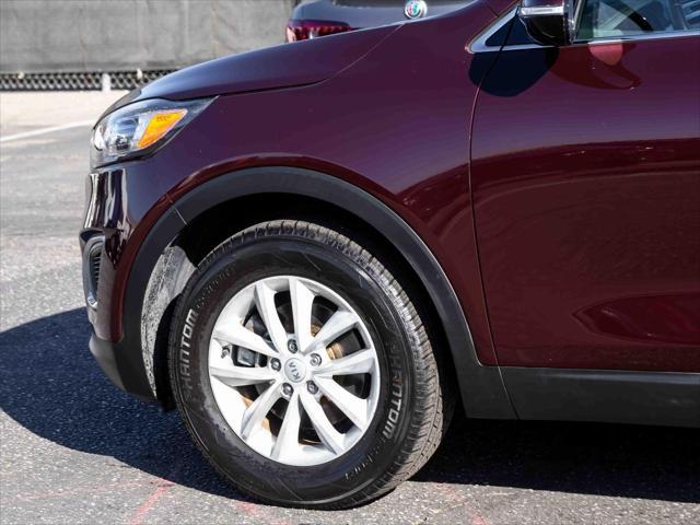 used 2018 Kia Sorento car, priced at $13,157