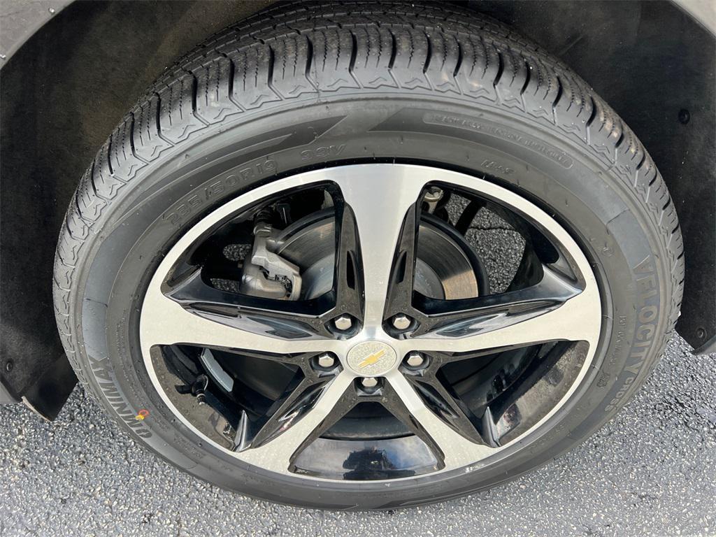 used 2022 Chevrolet Equinox car, priced at $14,444